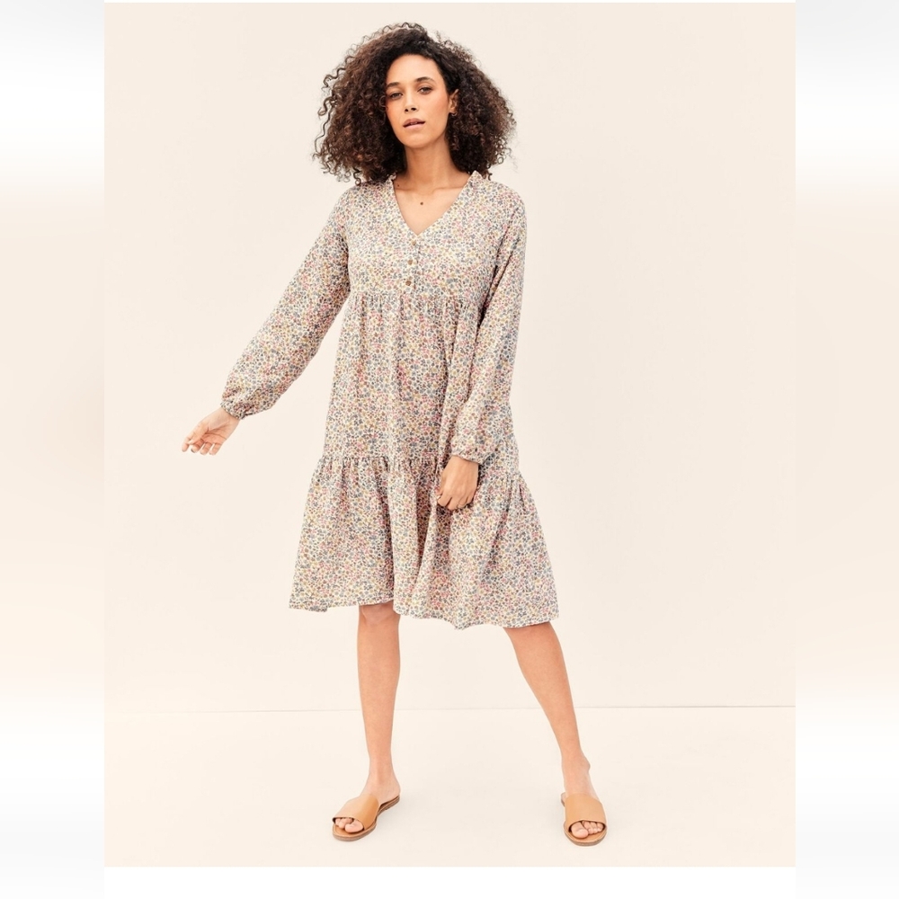 Chic Floral Long Sleeve Dress